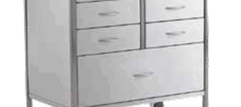 Cărucior medical inox cu 7 sertare, cadru robust și mobilitate pe roți pivotante